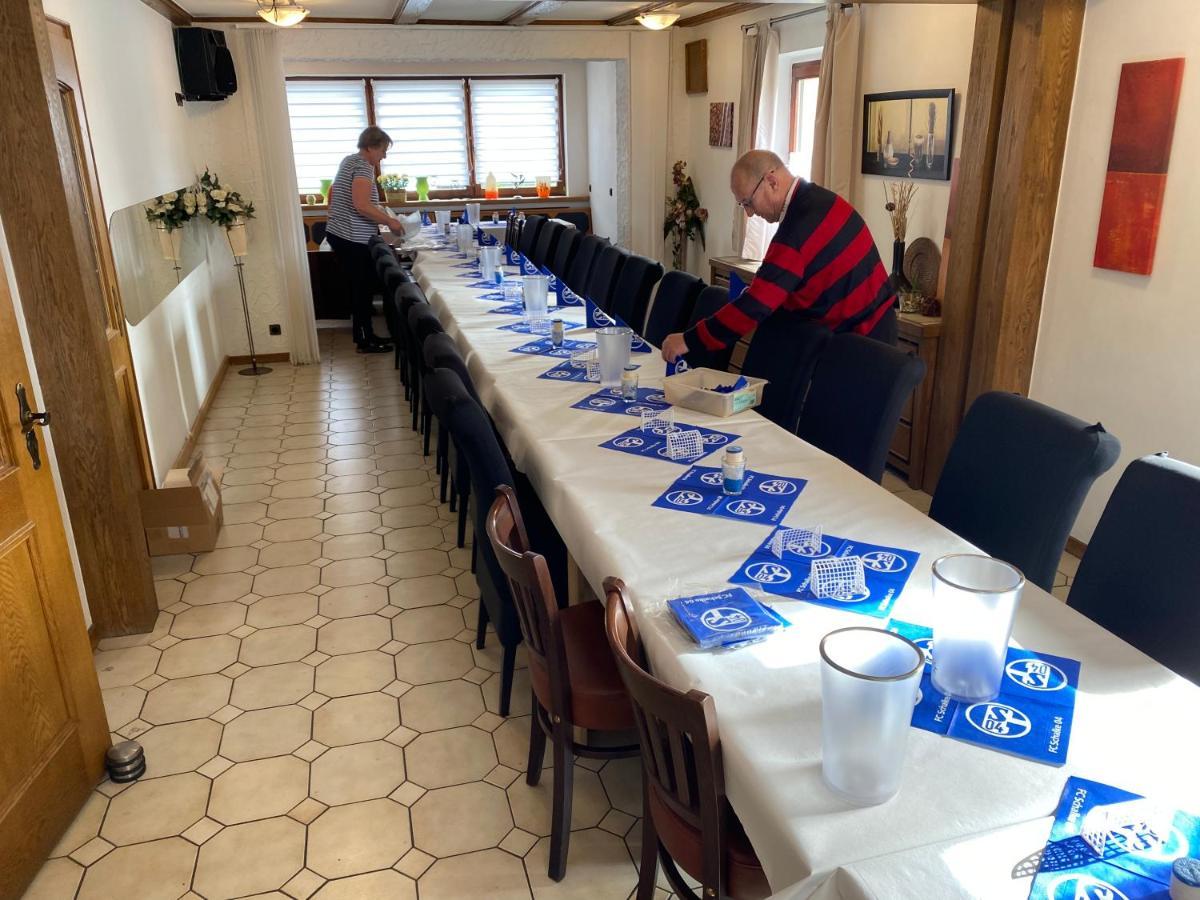 Buddes Wirtshaus Drolshagen Bagian luar foto
